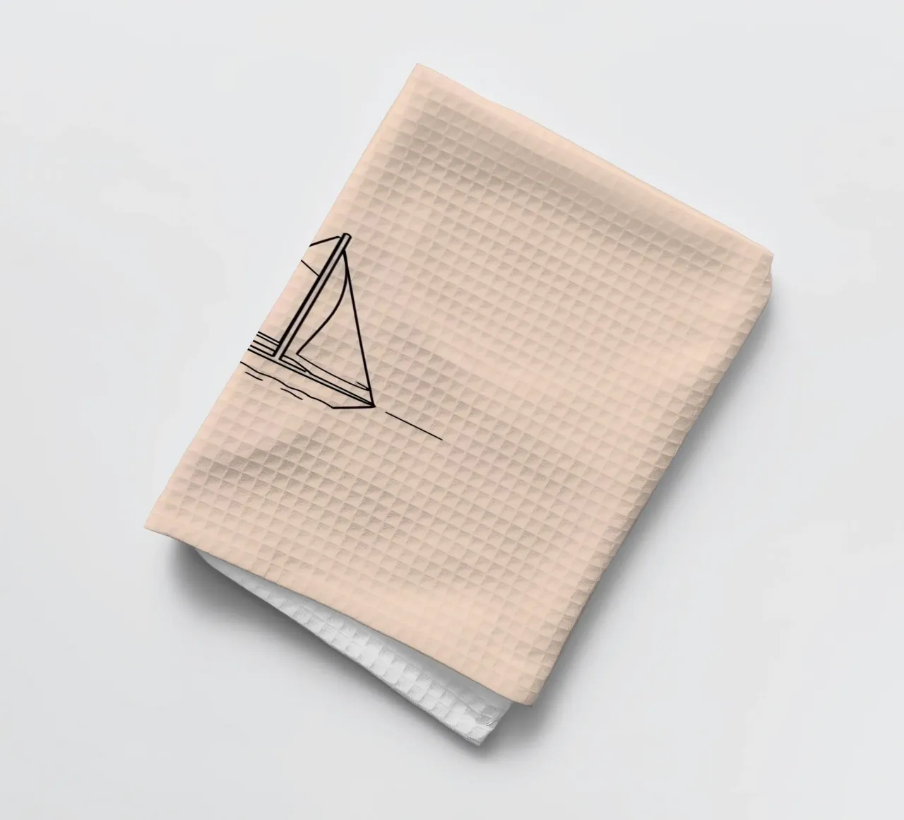 Voilier glissant sur des eaux calmes au crépuscule avec une douce vague torchon de DesignDoodle