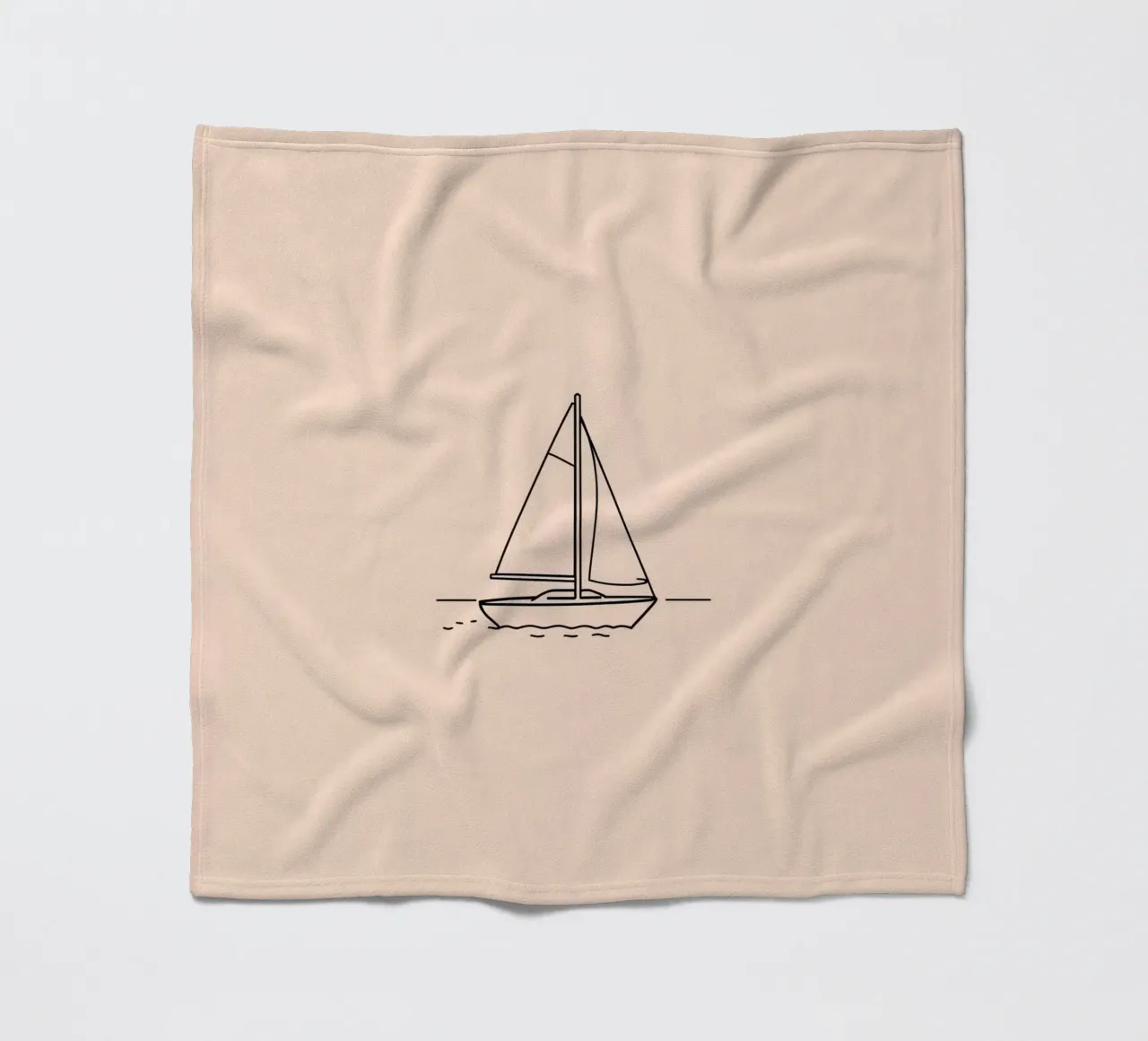 Zeilboot glijdend over kalm water in schemering met zachte golf fleecedeken van DesignDoodle