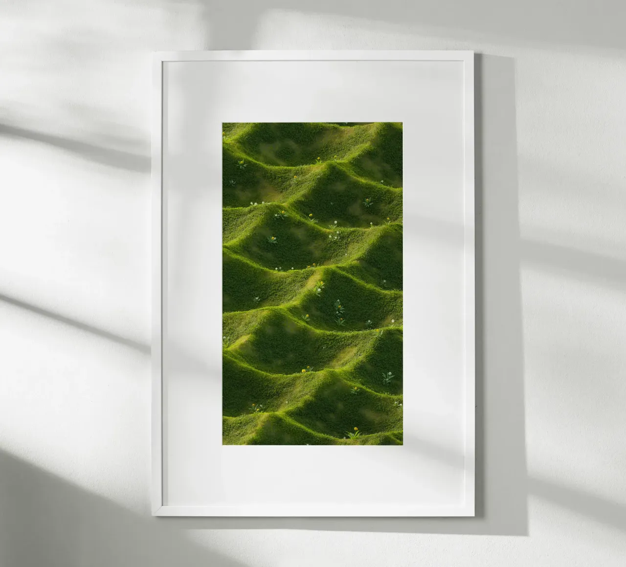 erba delle colline verdi poster con telaio in alluminio da Earthly Visions