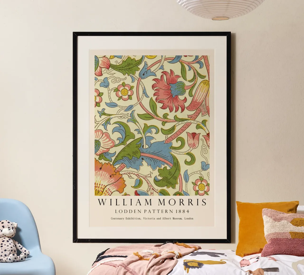 steli di giglio a viticcio poster con telaio in legno da komo store
