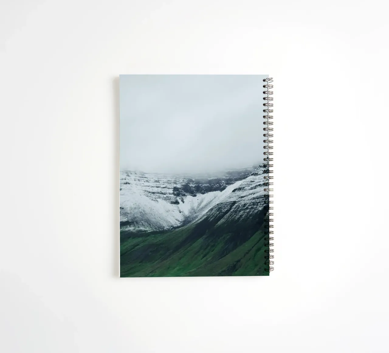 Islanda Montagna di neve diario ad anelli da KISSA STUDIO
