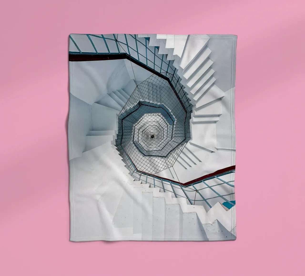Spiral Steps of Tranquility coperta in pile da Thilo Grøsch