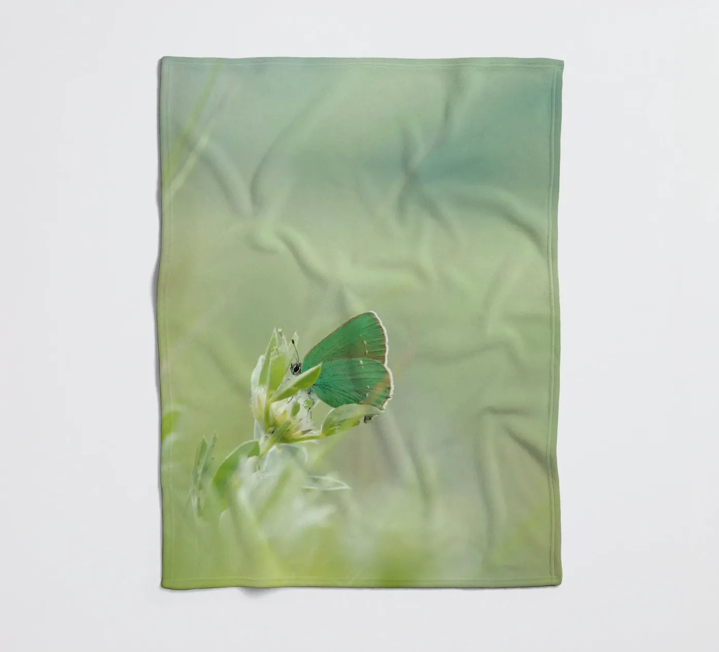 verde farfalla coperta in pile da Earthly Visions