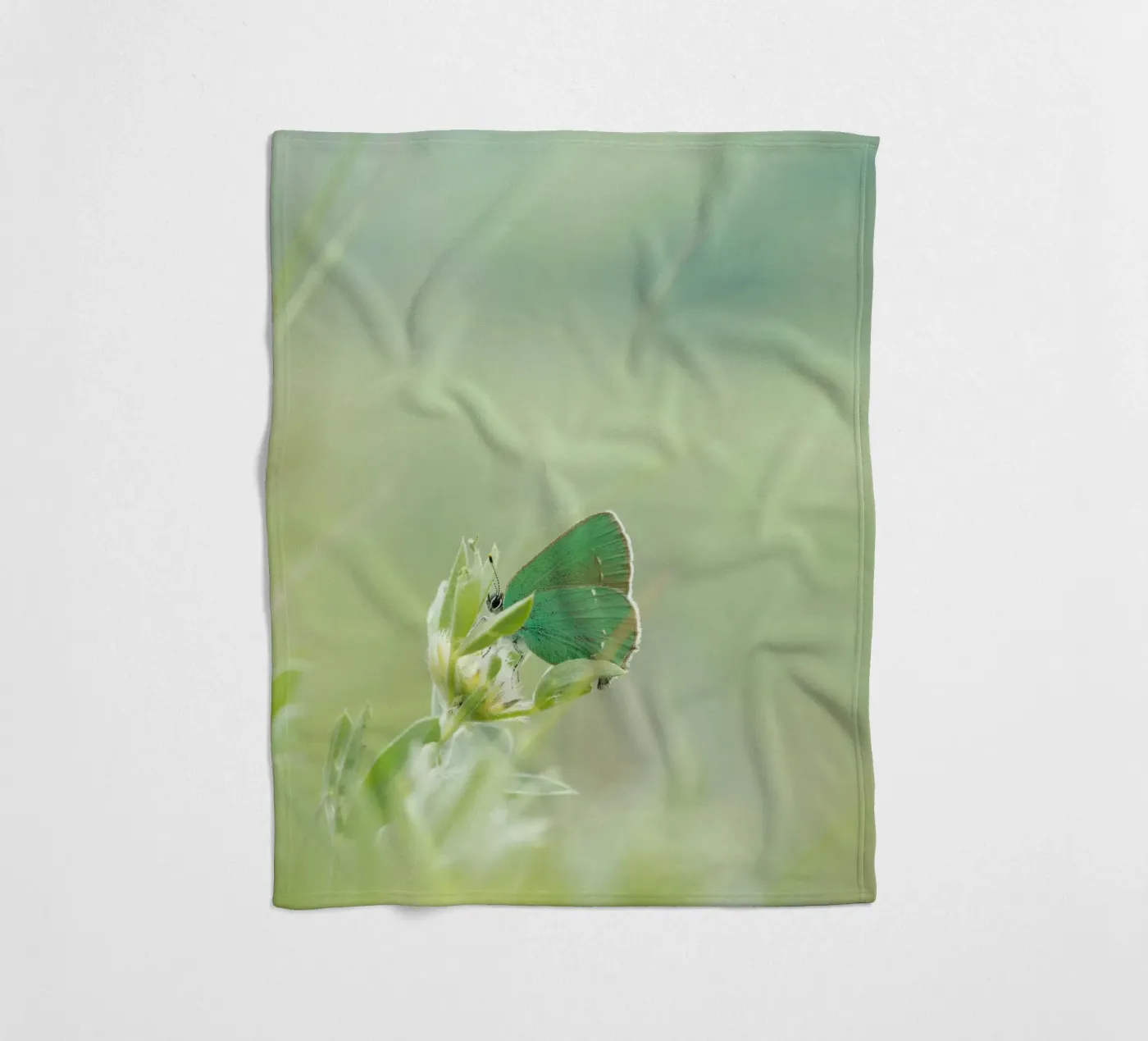 verde farfalla coperta in pile da Earthly Visions
