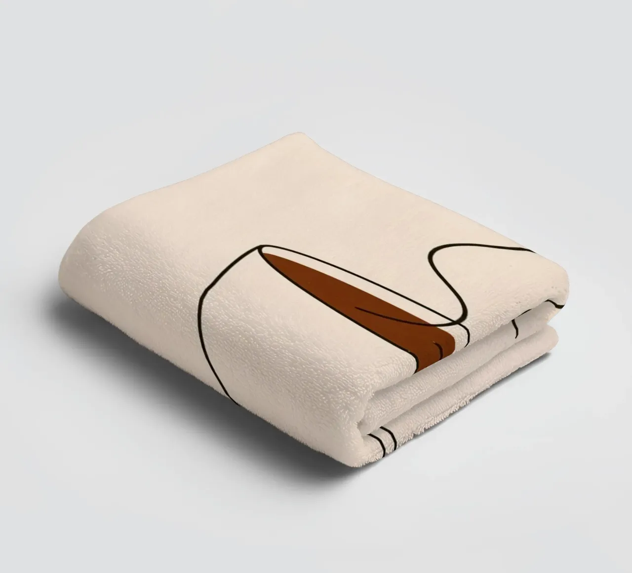 Tazza di caffè caldo con vapore che sale su un'opera d'arte neutra asciugamano da bagno da DesignDoodle