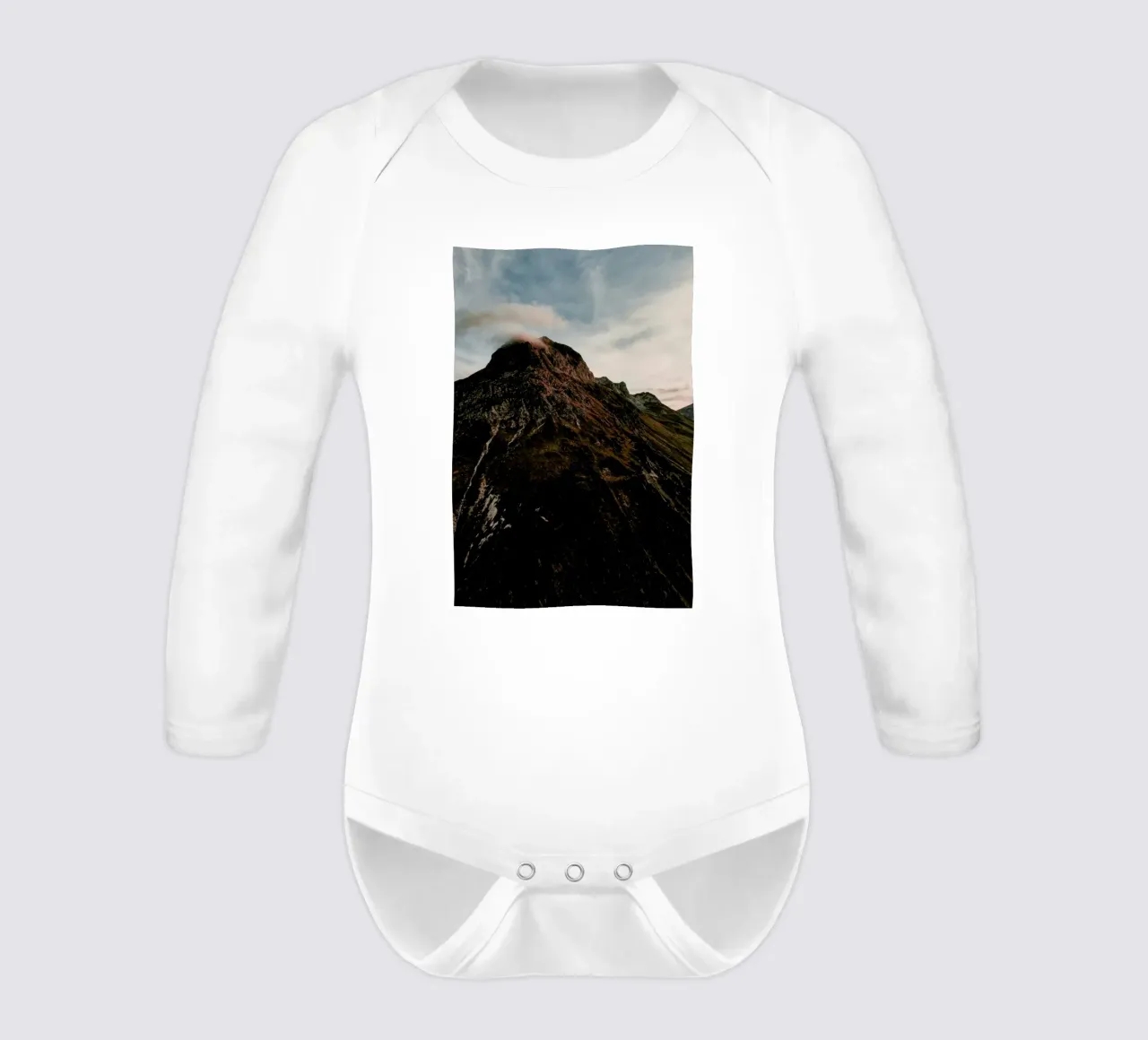 Hill Top Sundown Edition 2 long-sleeve baby romper by Sebastian Hilgetag