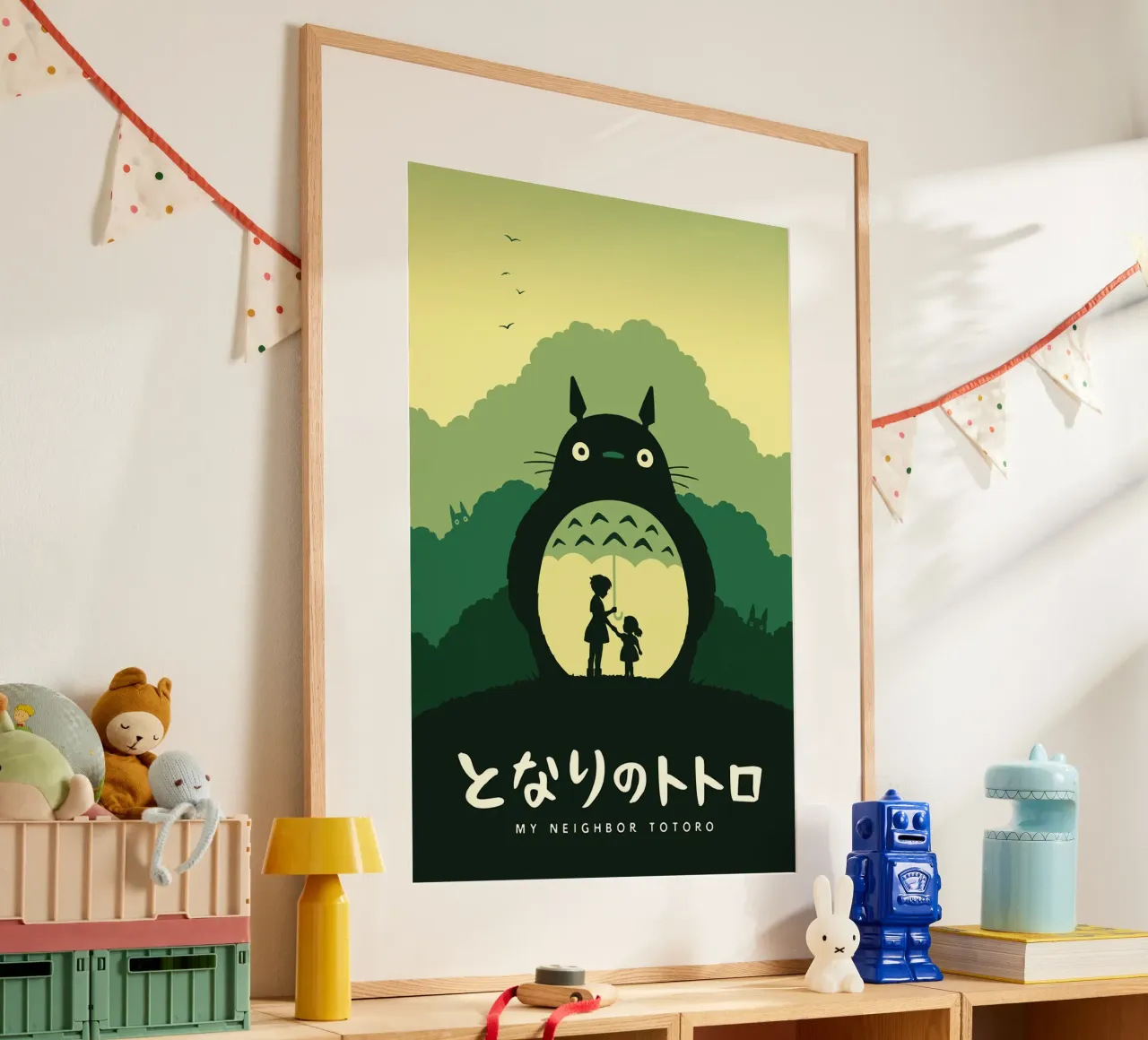 Il mio vicino Totoro poster con telaio in alluminio da Alice Slatera