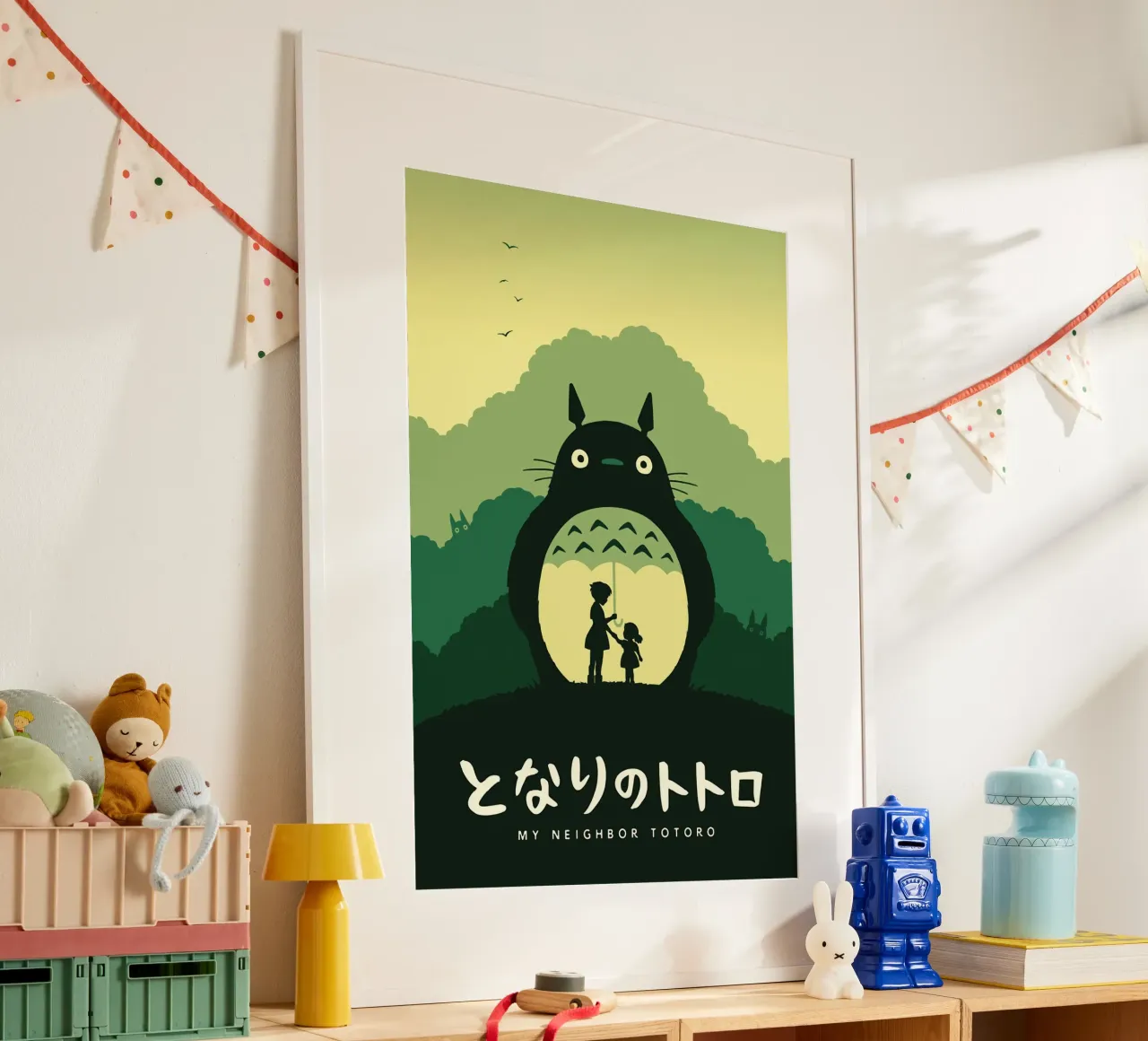 Il mio vicino Totoro poster con telaio in alluminio da Alice Slatera