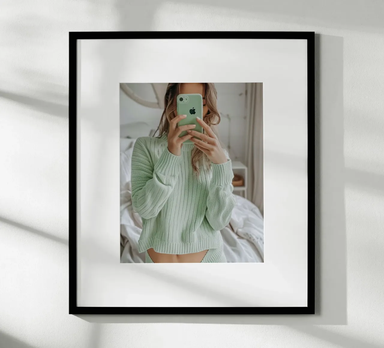 Riverbero di menta poster con telaio in plastica da PhotoVibe Decor
