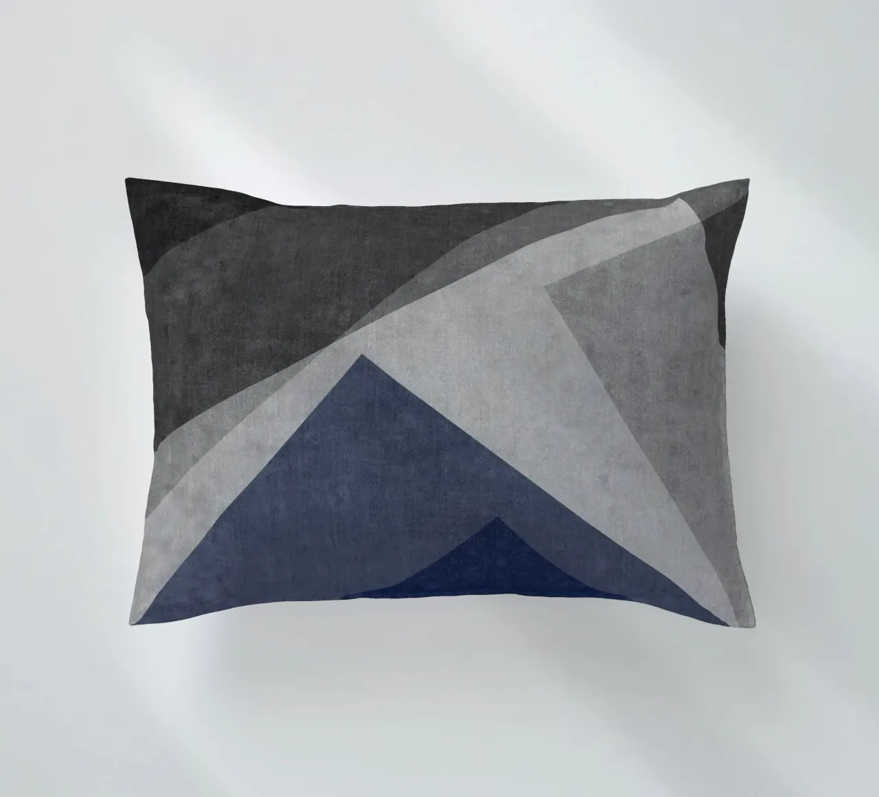 overlapping geometric abstract art cuscino da vintageshop