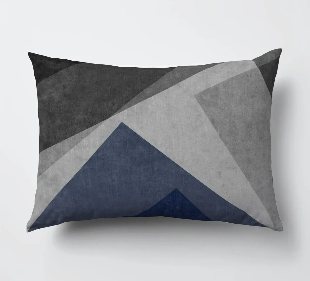 overlapping geometric abstract art cuscino da vintageshop