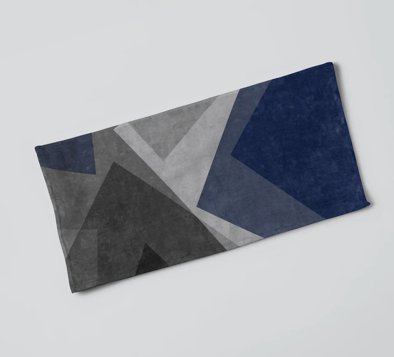 overlapping geometric abstract art asciugamano da bagno da vintageshop