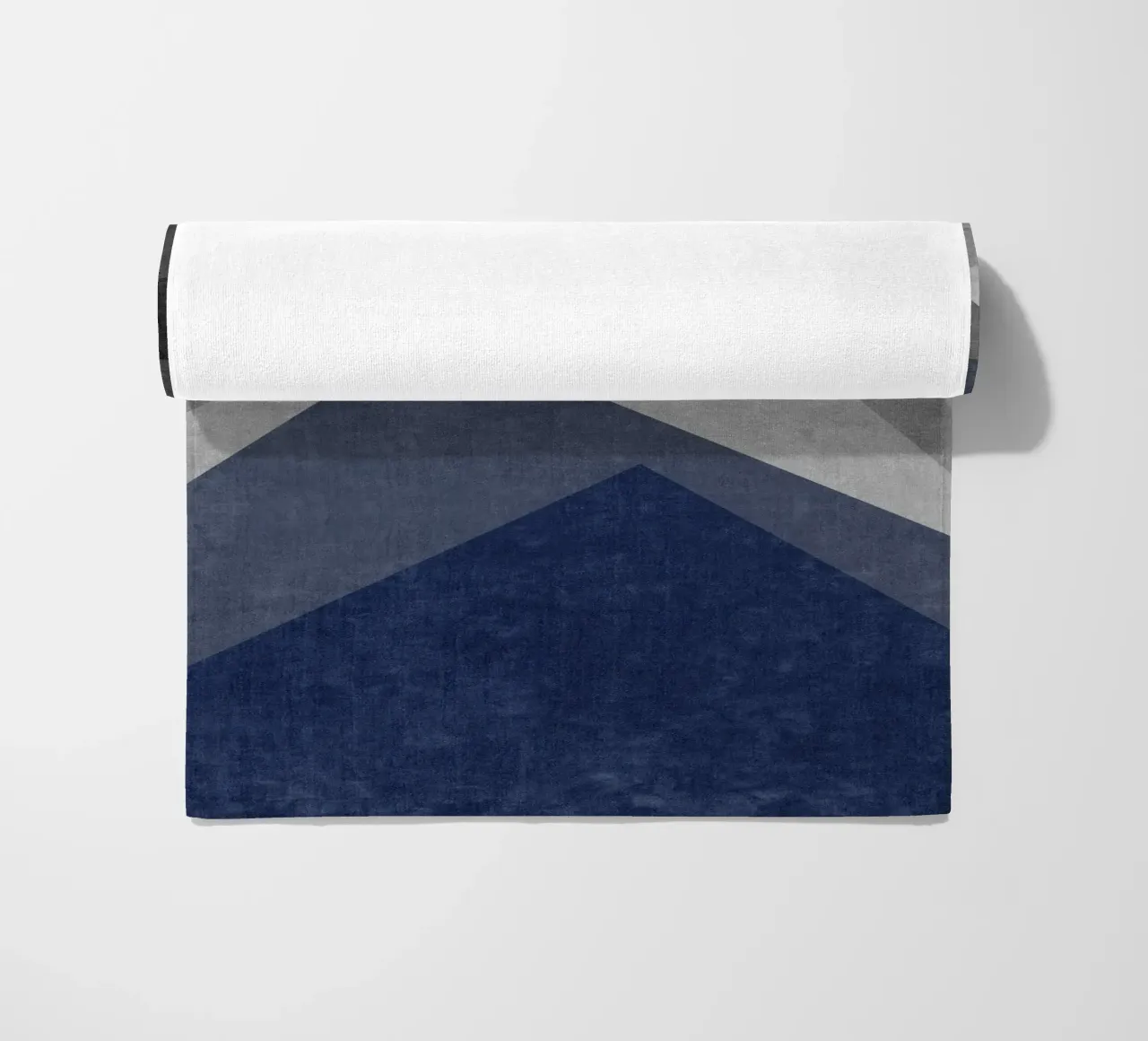 overlapping geometric abstract art telo mare da vintageshop