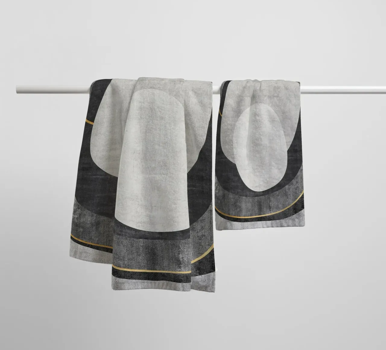 abstract art circles and lines asciugamano da bagno da vintageshop