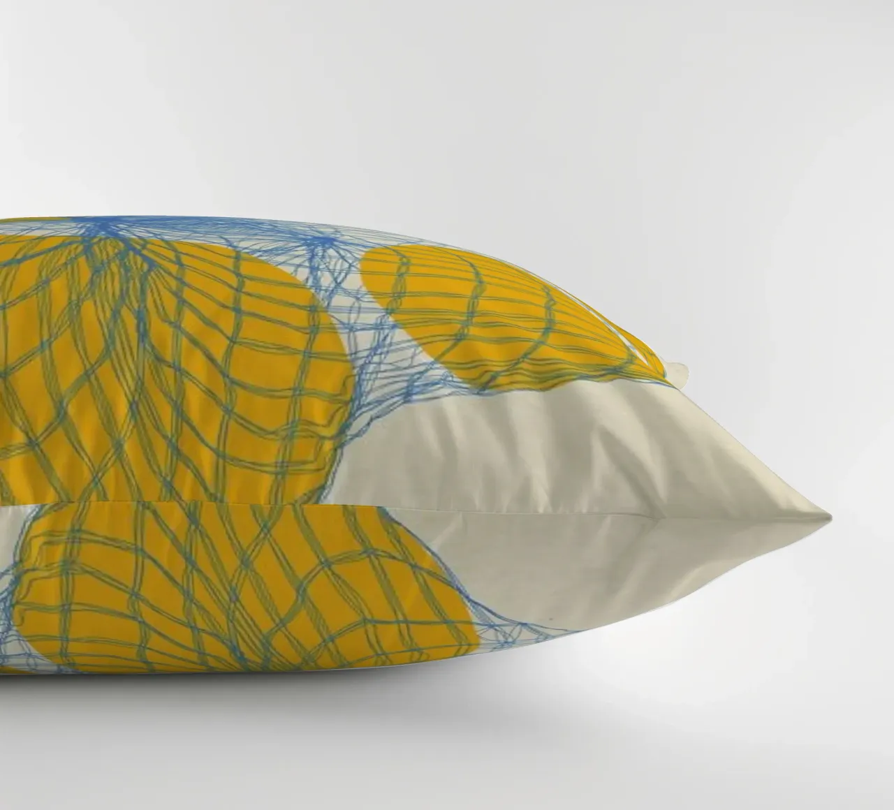 Five Lemons In A Net Bag cuscino da Rosi Feist