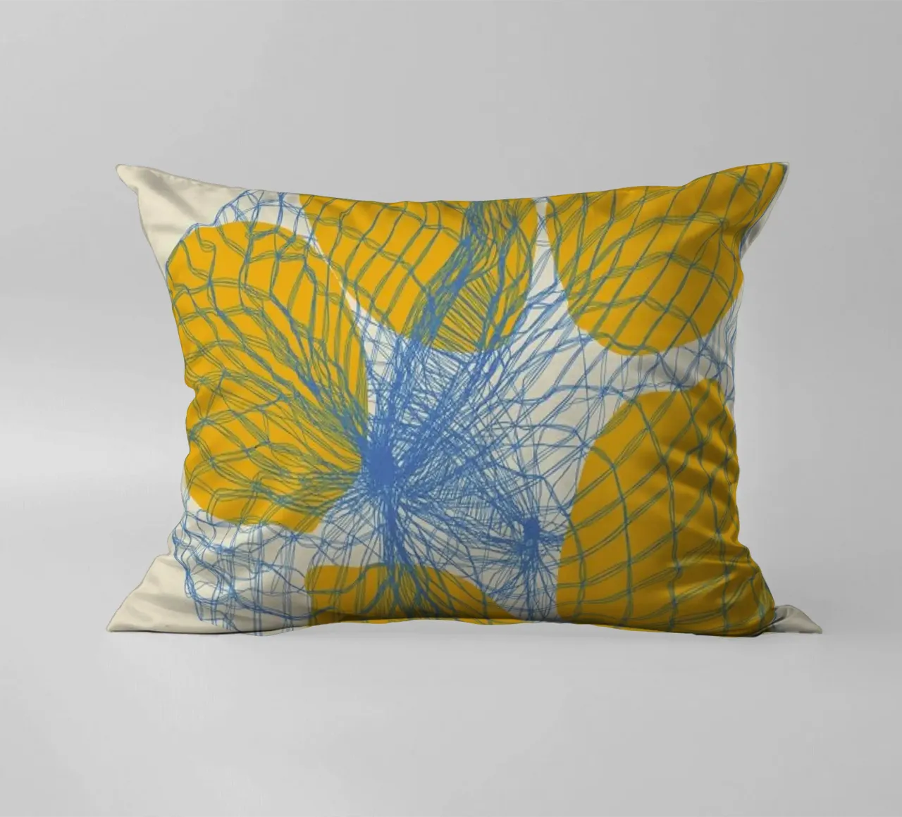 Five Lemons In A Net Bag cuscino da Rosi Feist