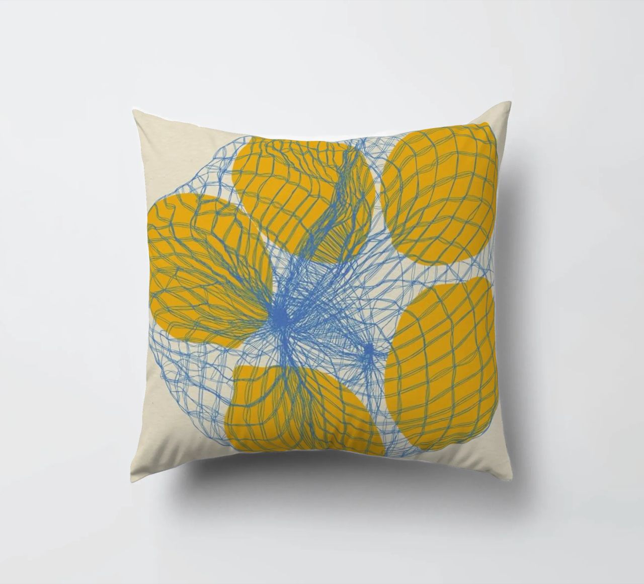 Five Lemons In A Net Bag cuscino da Rosi Feist