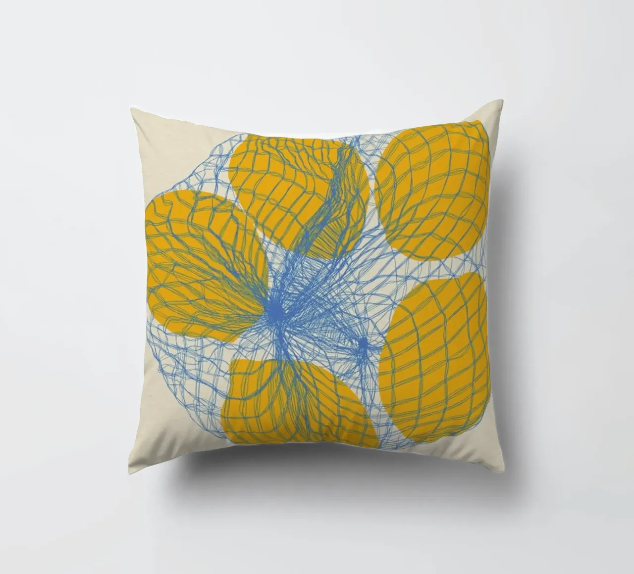 Five Lemons In A Net Bag cuscino da Rosi Feist