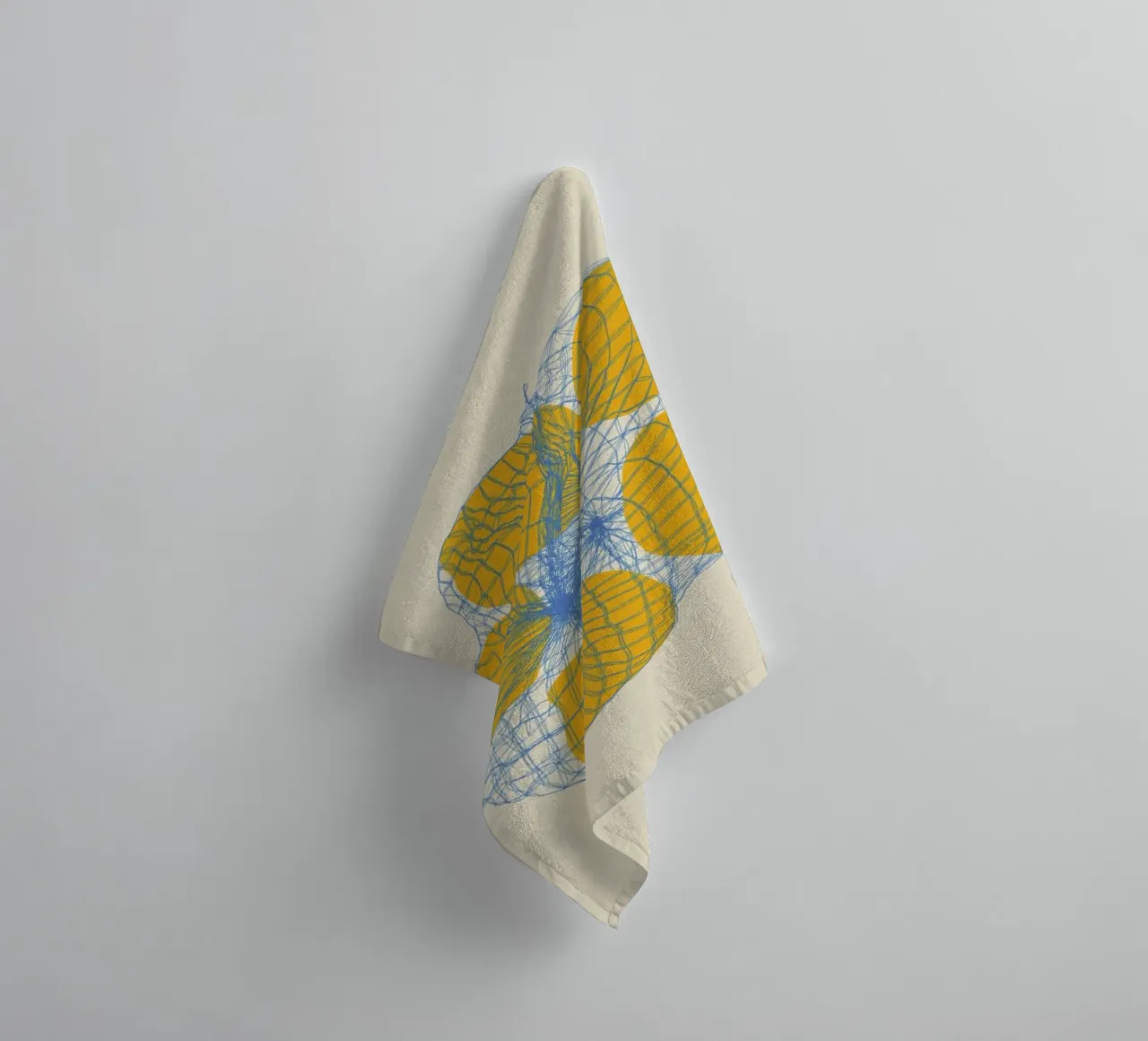 Five Lemons In A Net Bag Handtuch von Rosi Feist