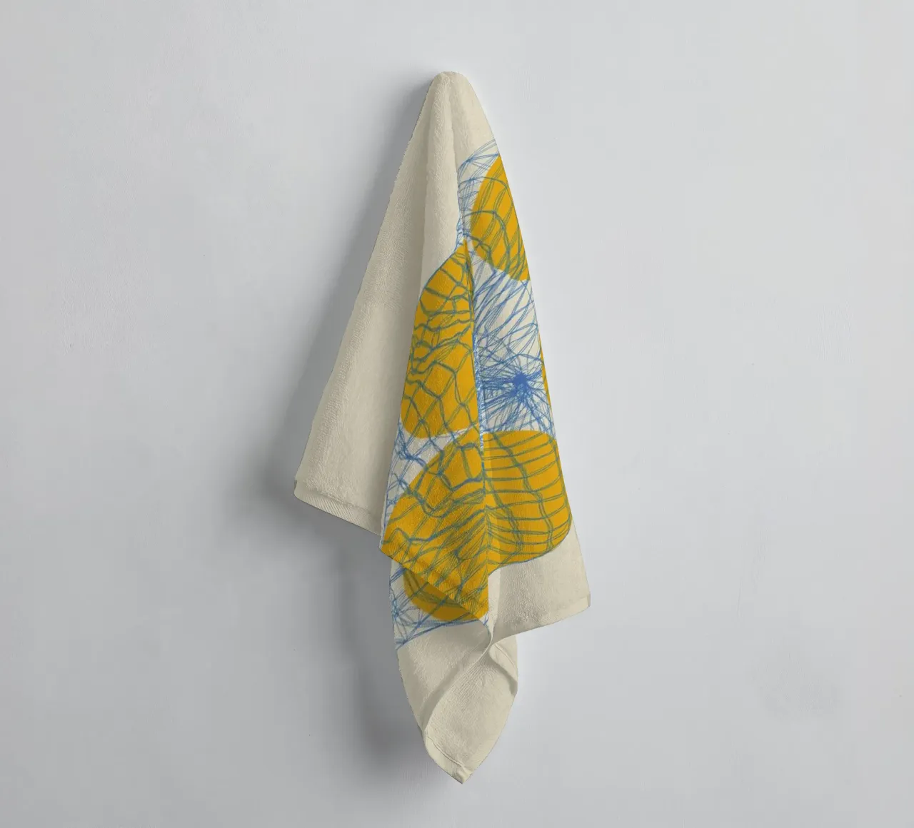 Five Lemons In A Net Bag Handtuch von Rosi Feist