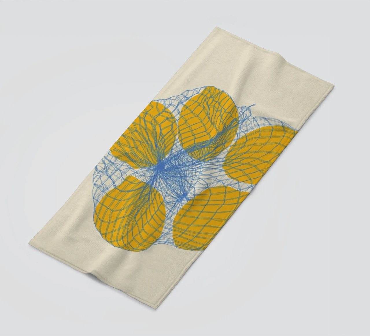 Five Lemons In A Net Bag Strandtuch von Rosi Feist