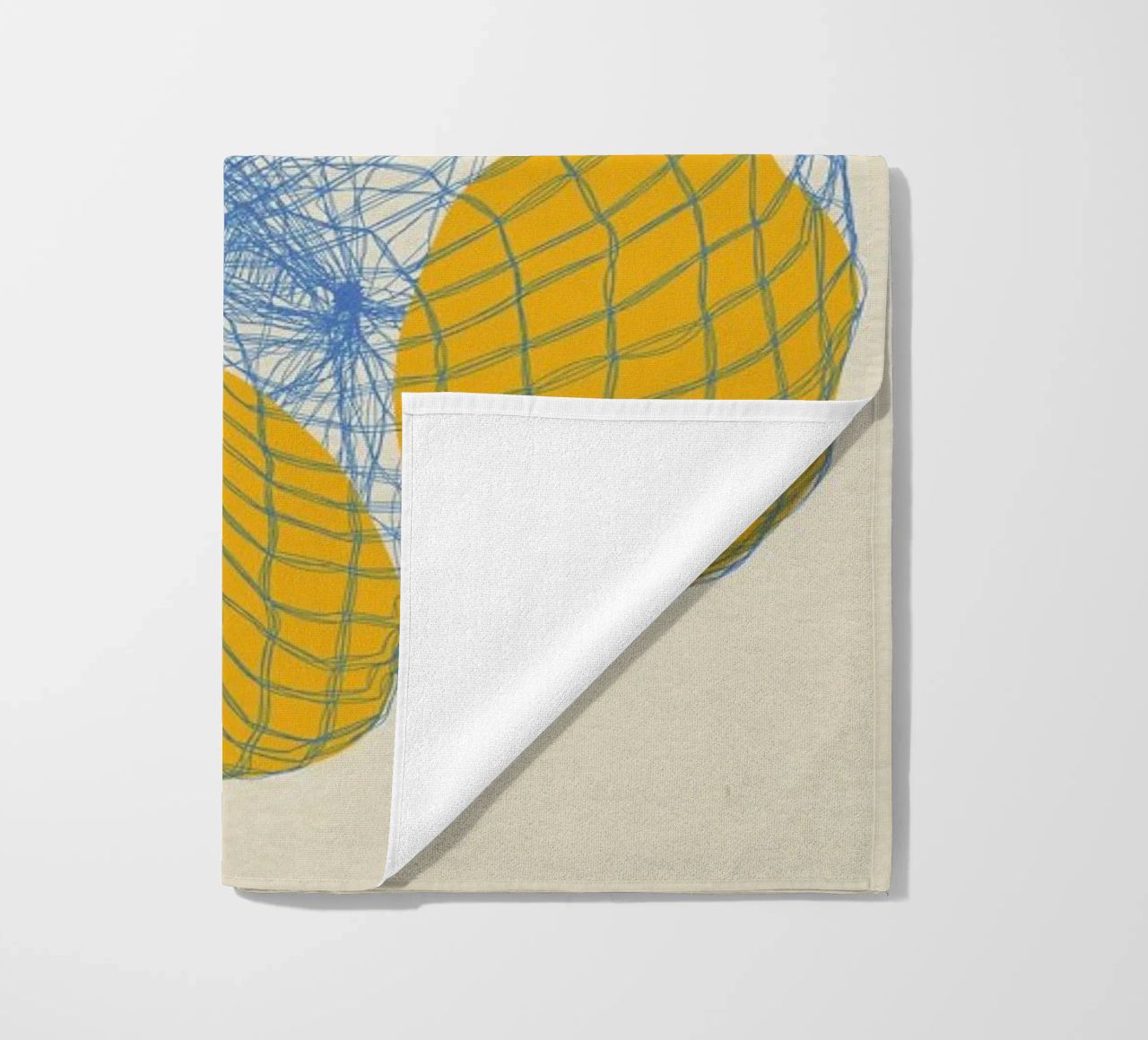 Five Lemons In A Net Bag Strandtuch von Rosi Feist