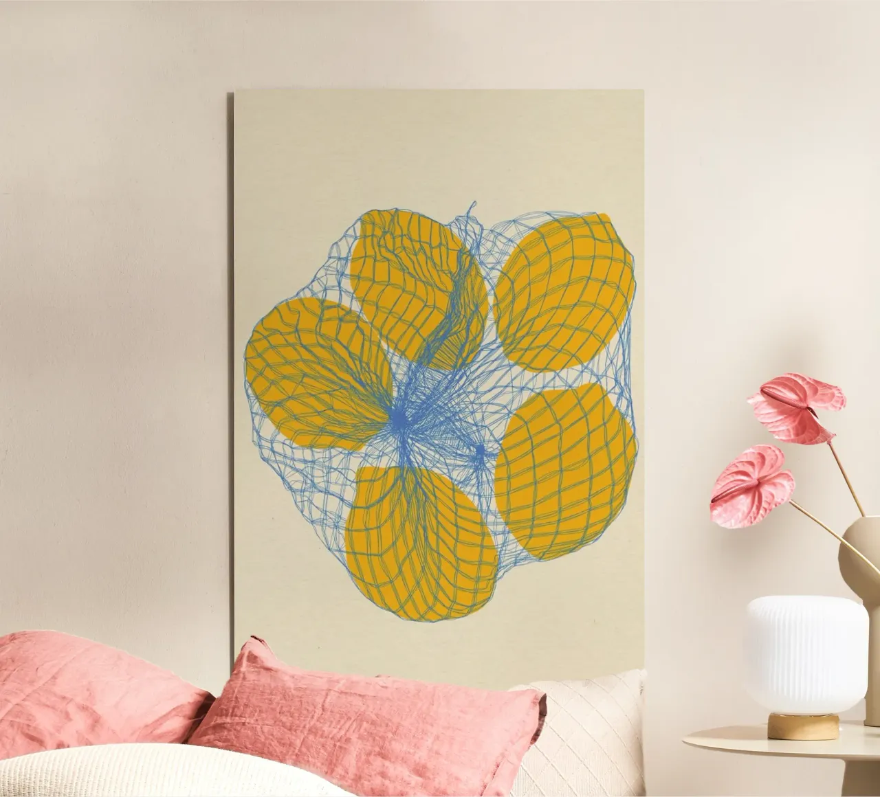 Cinque limoni in una borsa a rete alluminio dibond da Rosi Feist