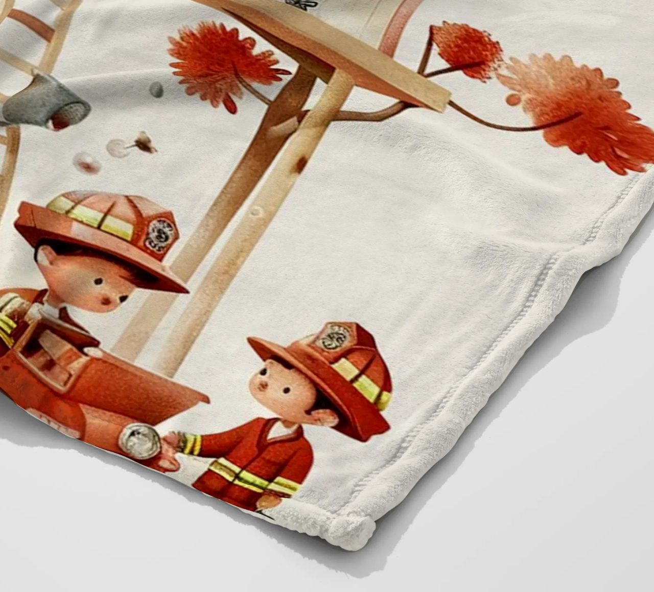 Firefighter Treehouse coperta in pile da wonderfolk