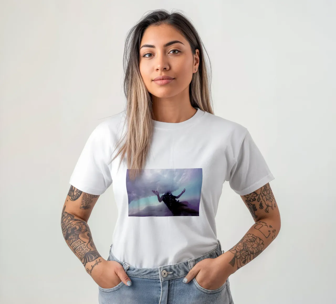 Untitled_10 t-shirt da James Cooper