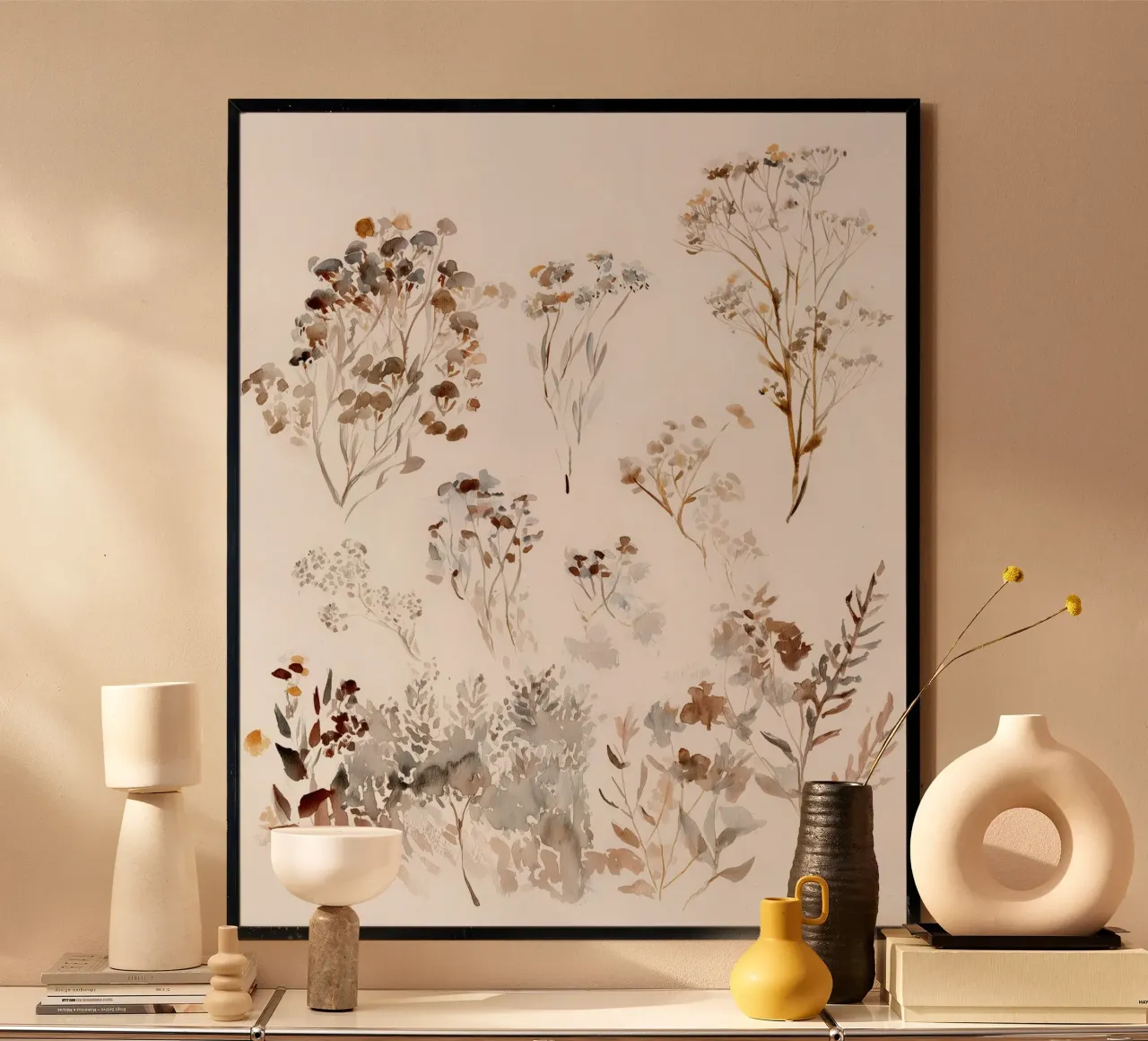 Sussurri di fiori secchi poster con telaio in legno da Sophia Calder Studio