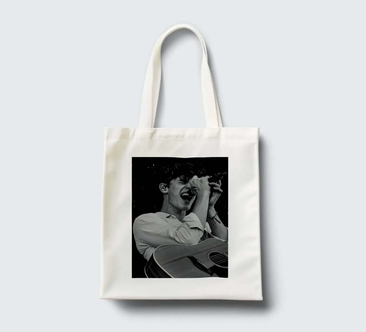 Shawn Mendes borsa in juta da Low poly art