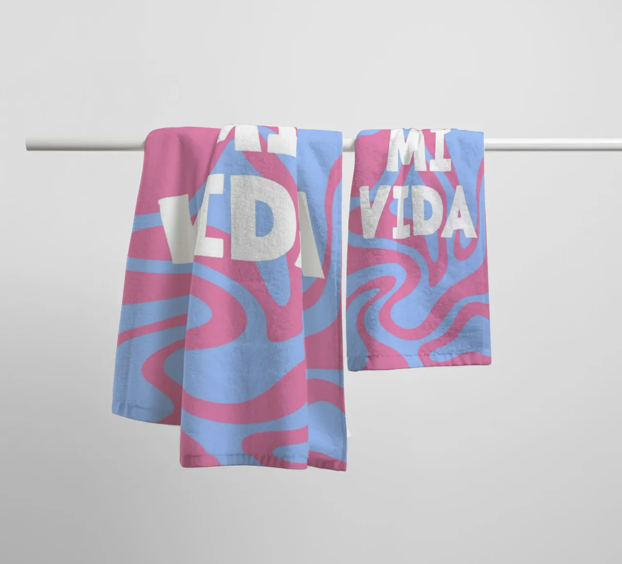 Mijn leven badhanddoek van MODERN NUANCE