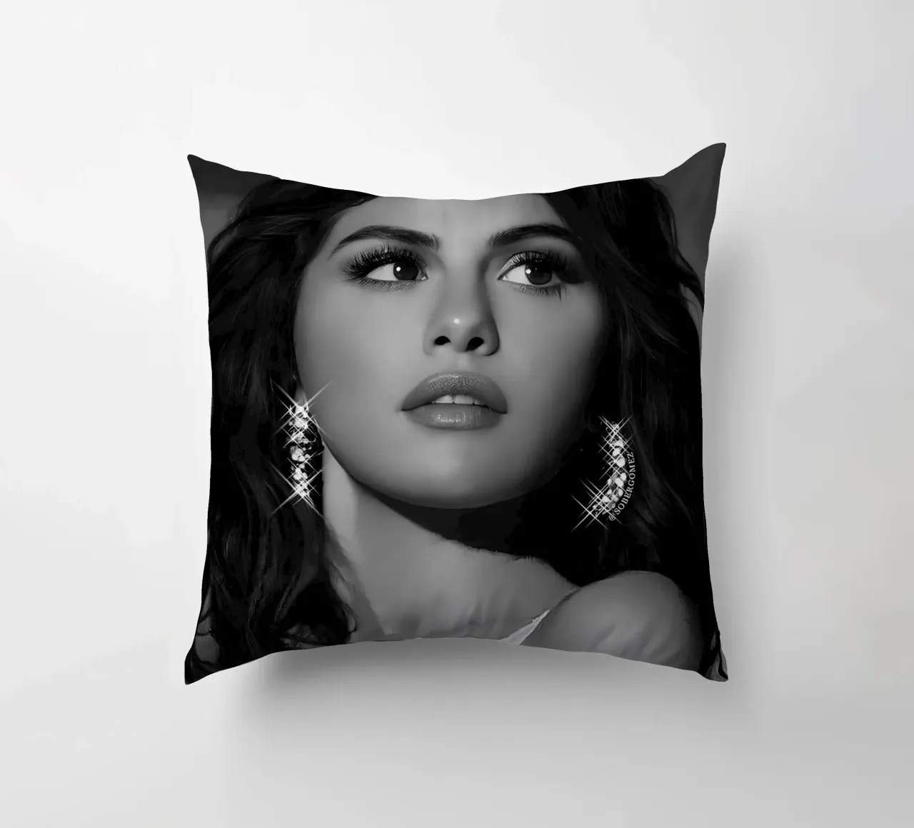 Selena Gomez cuscino da Low poly art