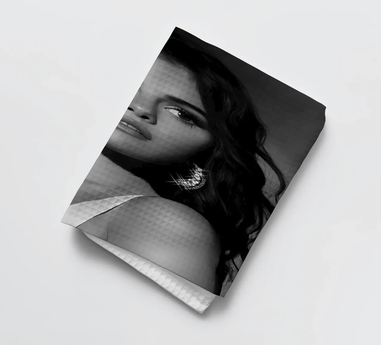 Selena Gomez canovaccio da cucina da Low poly art