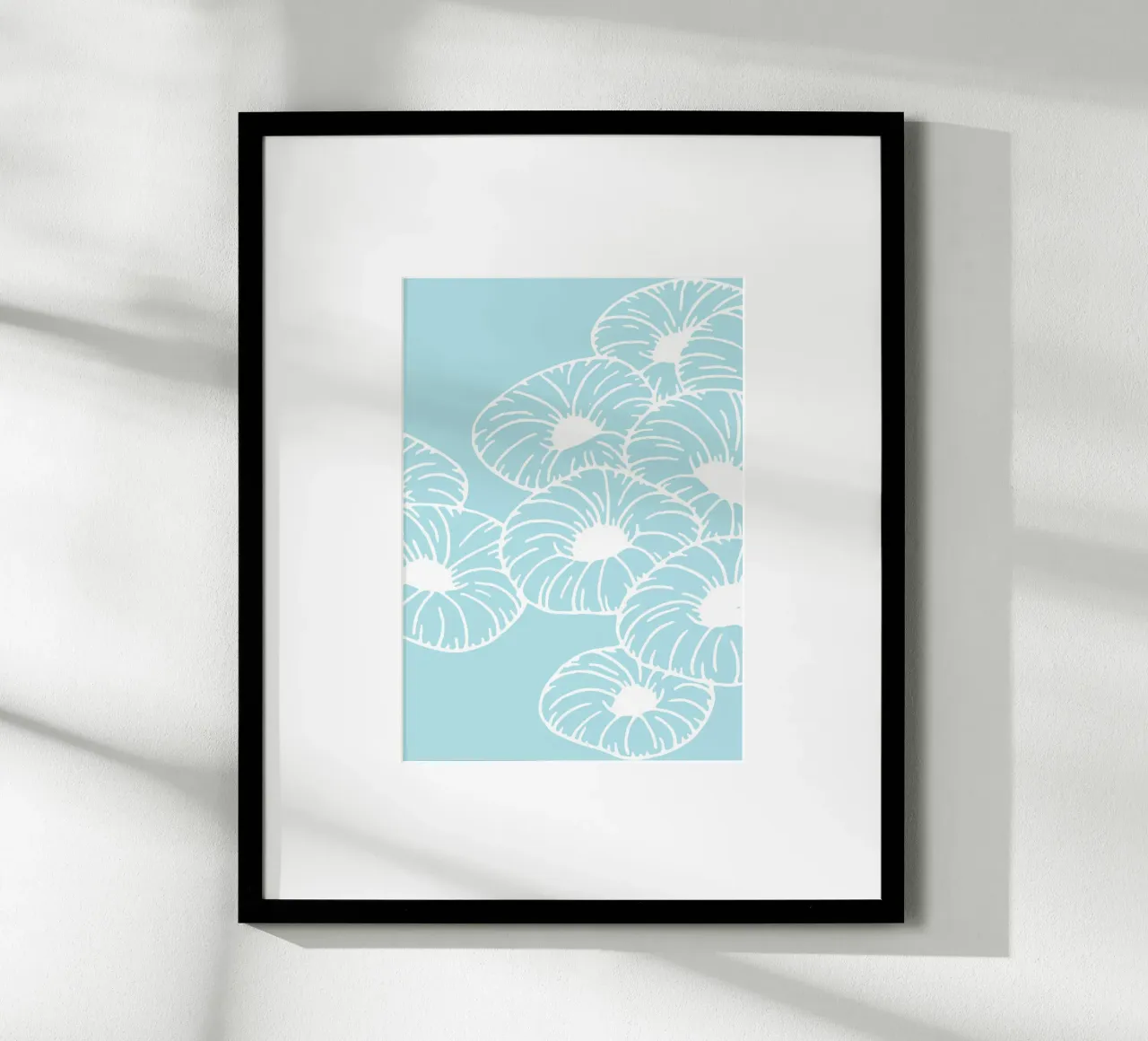 Abstrakte Seeanemone Druck - Hellblau Ozean Kunst Poster von ClubArt
