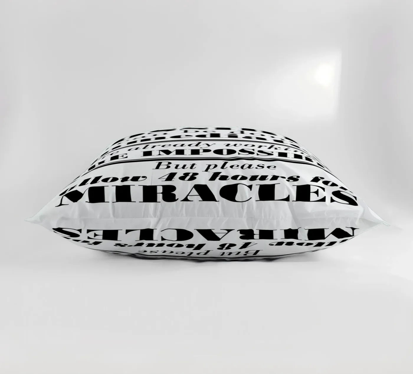 Possible Impossible Miracles kussen van Mr Cup