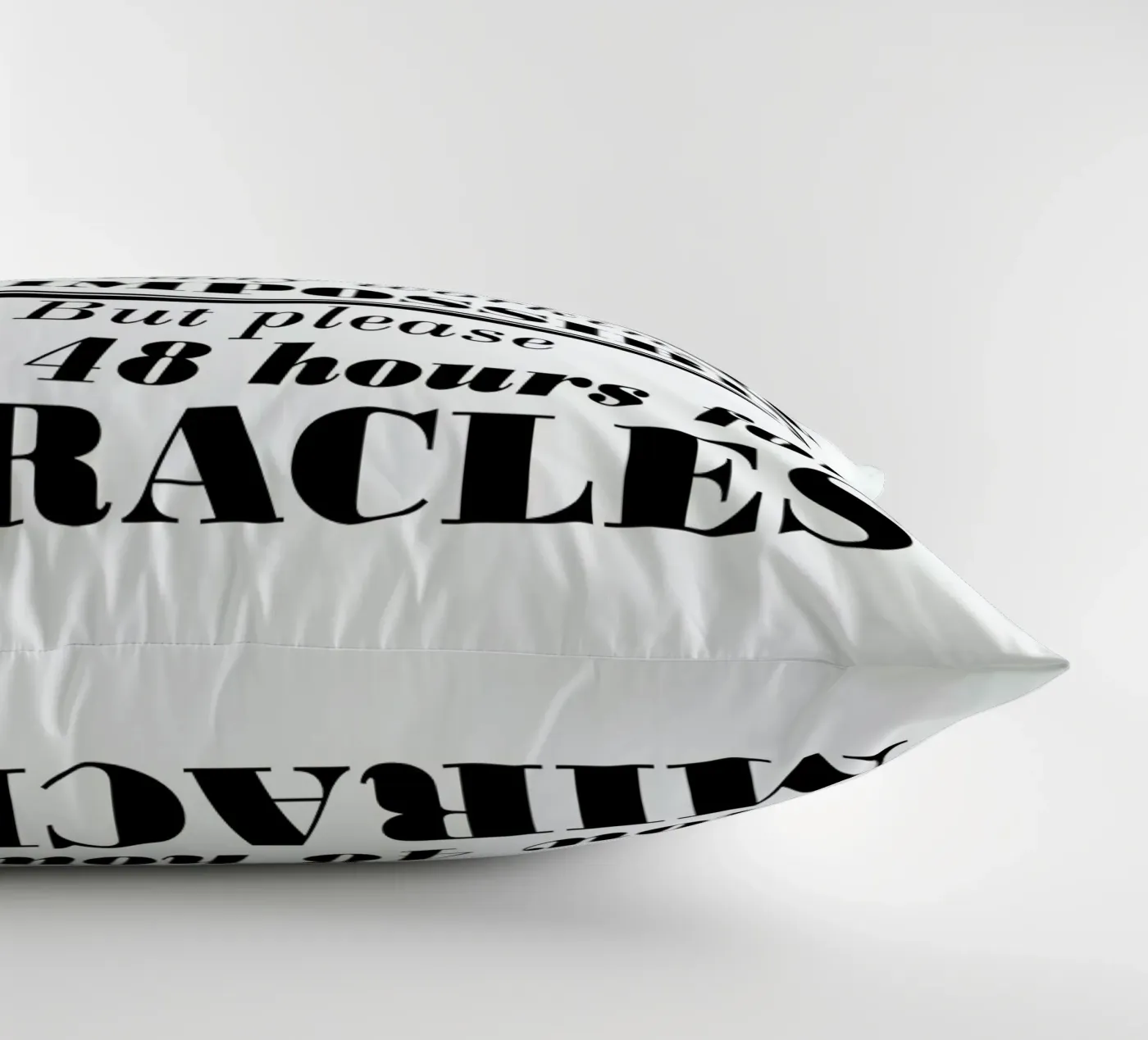 Possible Impossible Miracles kussen van Mr Cup