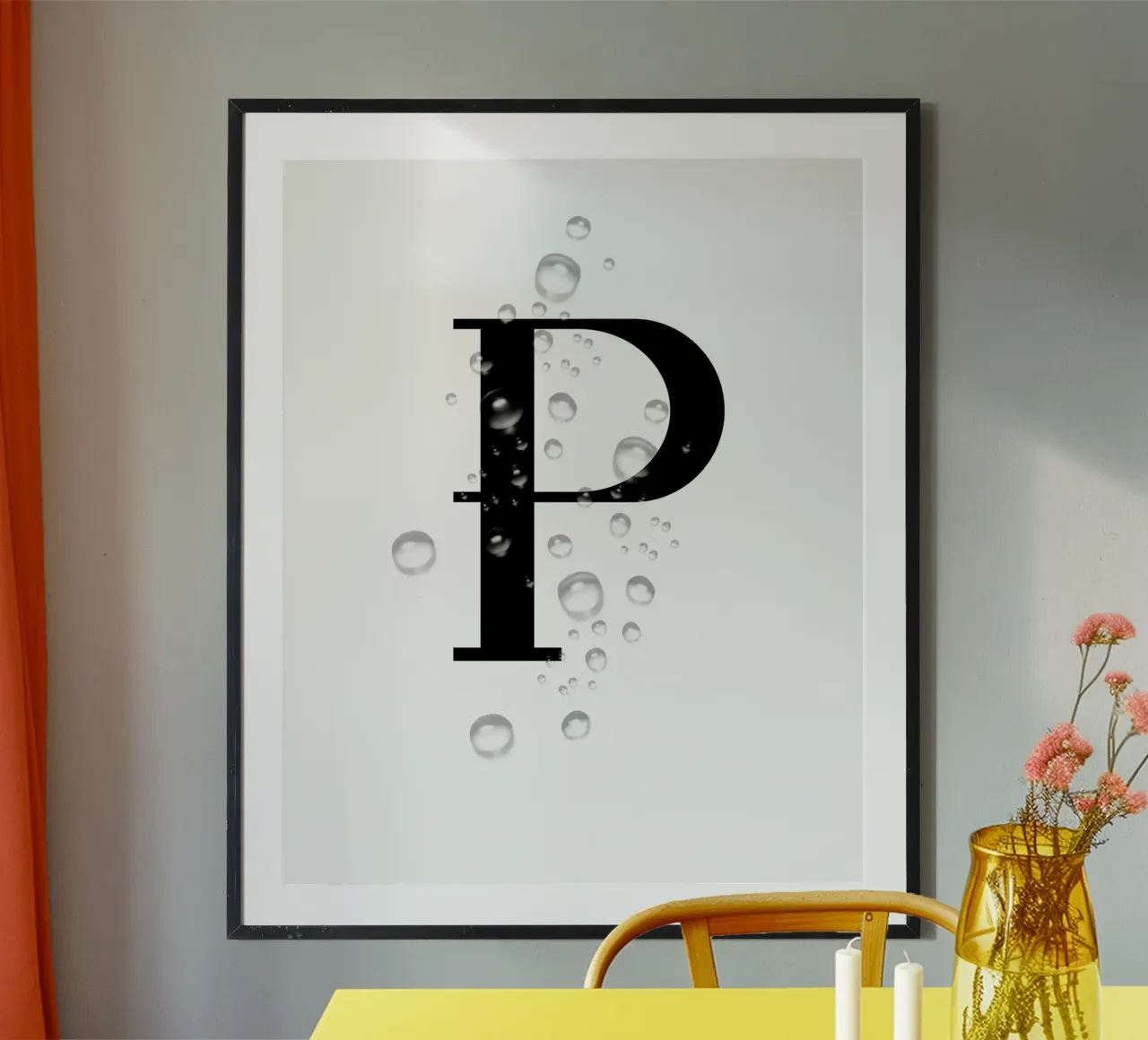 Lettera P - Design a goccia per prodotti poster con telaio in plastica da StrindesignStudio