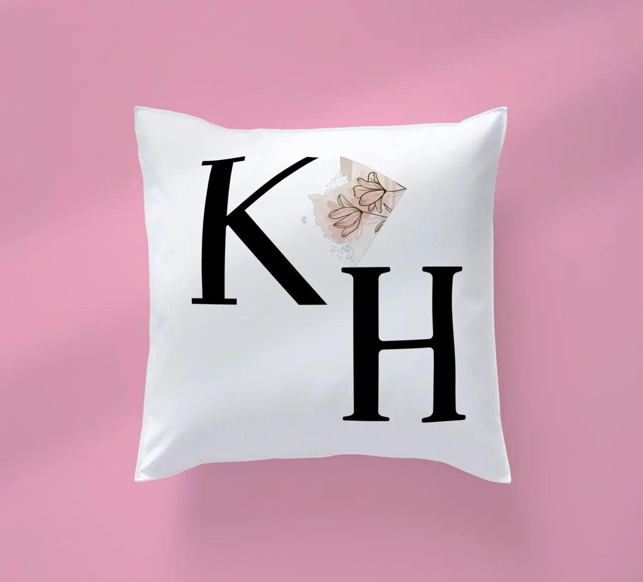 Lettere K e H con fiore - design monogramma cuscino da StrindesignStudio