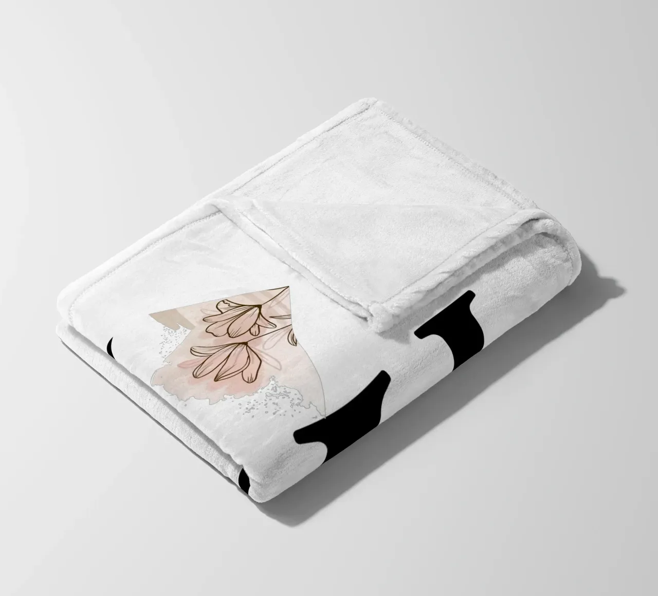 Lettere K e H con fiore - design monogramma coperta in pile da StrindesignStudio