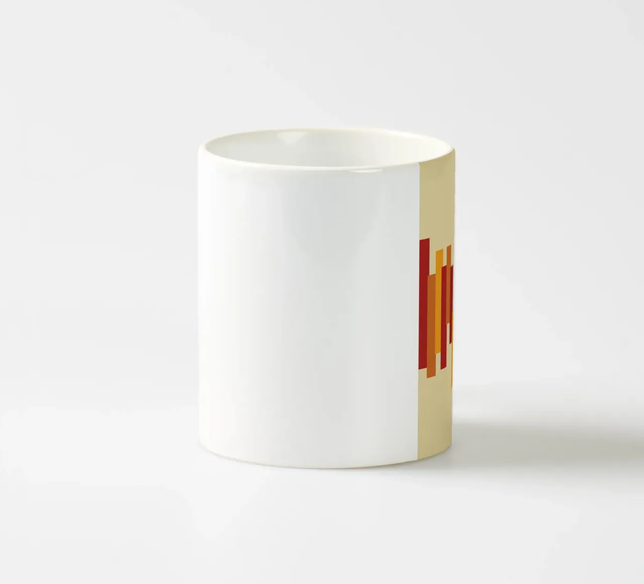 Retro-Wachstumstabelle Keramik Tasse von Retro Boy Art