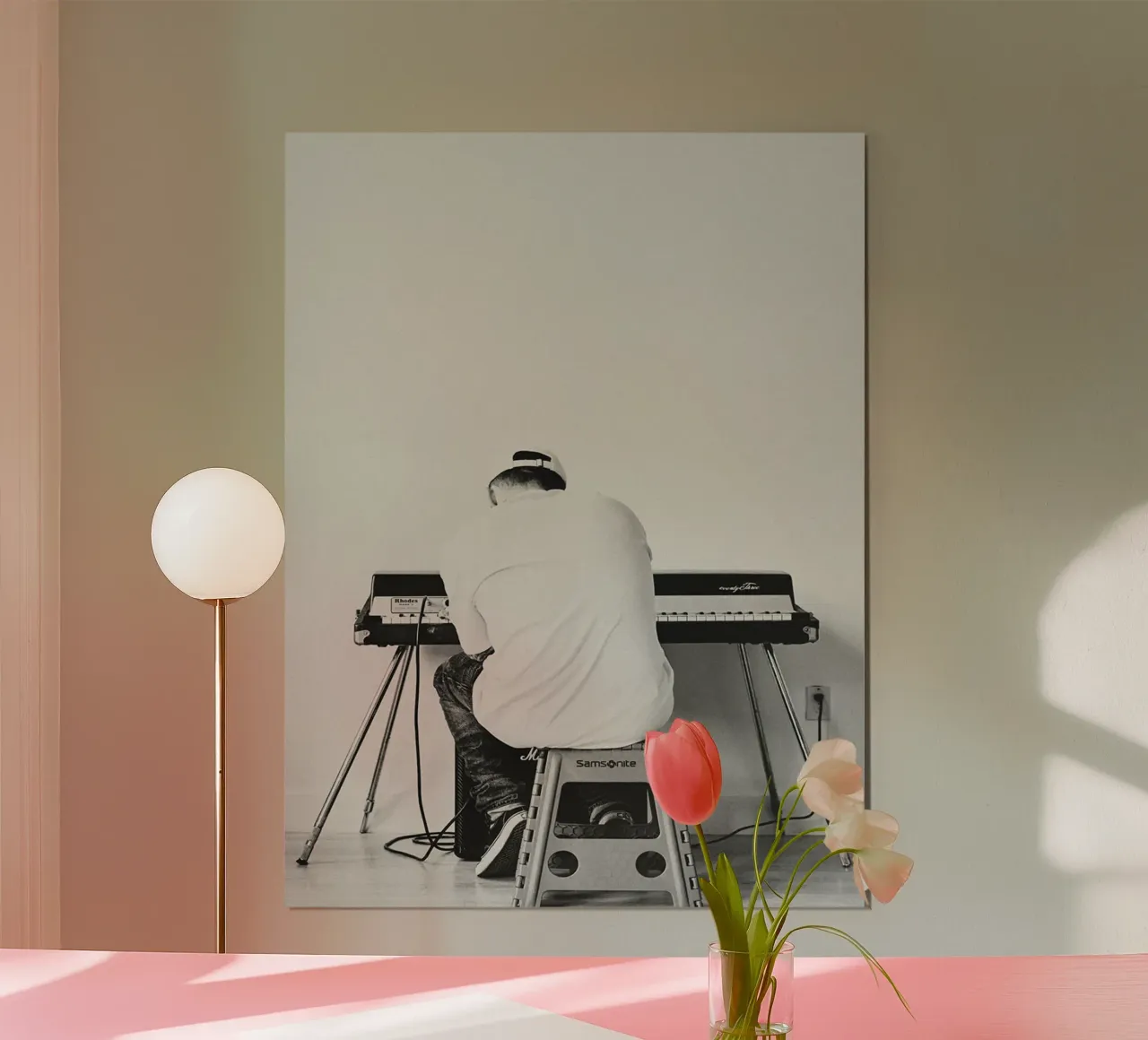 Black And White Mac Miller Playing Piano Poster carta hahnemühle da rockytamoe