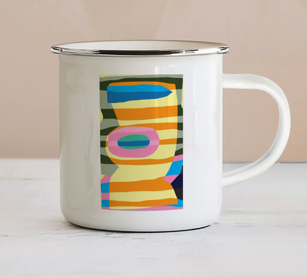 Collage di strisce colorate 13 tazza in smalto da Little Dean