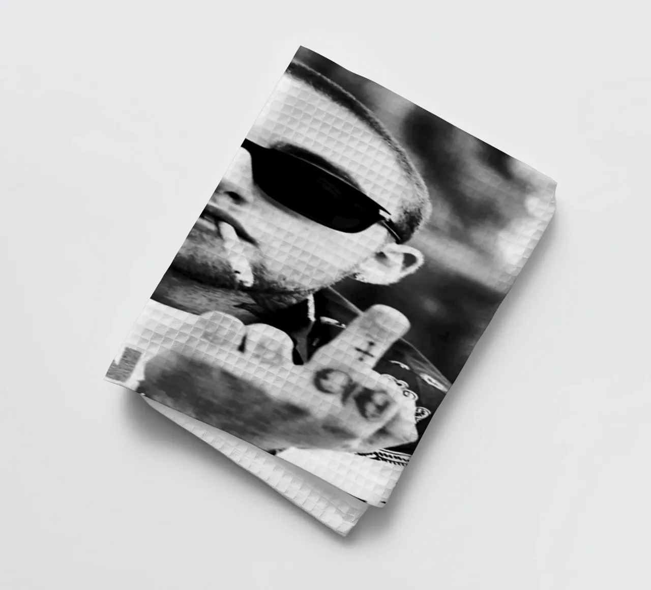 Middle Finger Mac miller Black And White canovaccio da cucina da rockytamoe