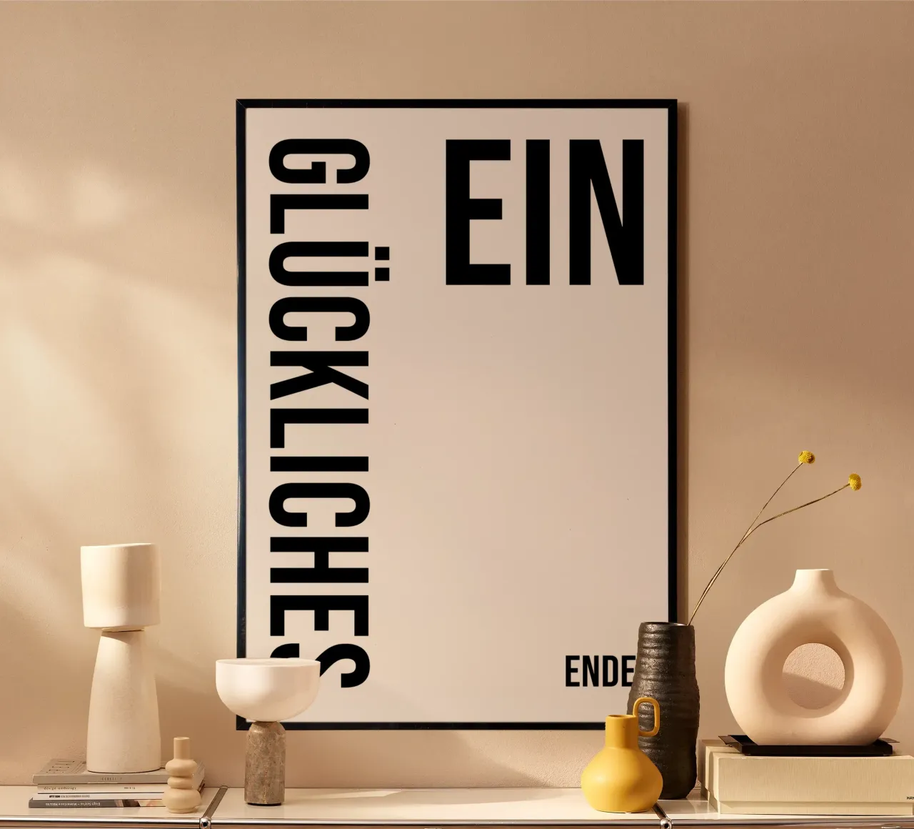 Un lieto fine poster con telaio in plastica da YV TYPOGRAPHY