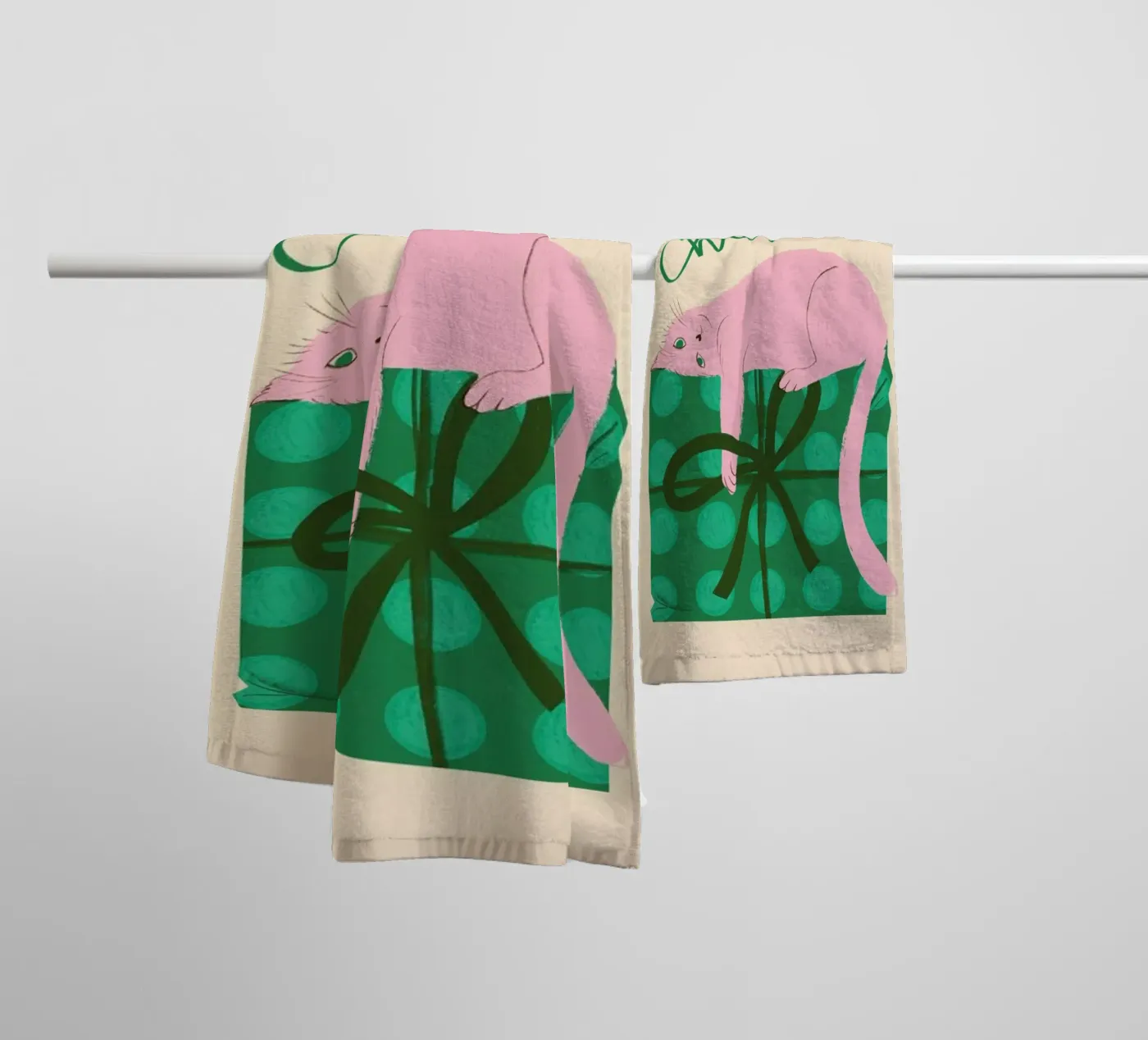 Comfy Present badhanddoek van Studio One