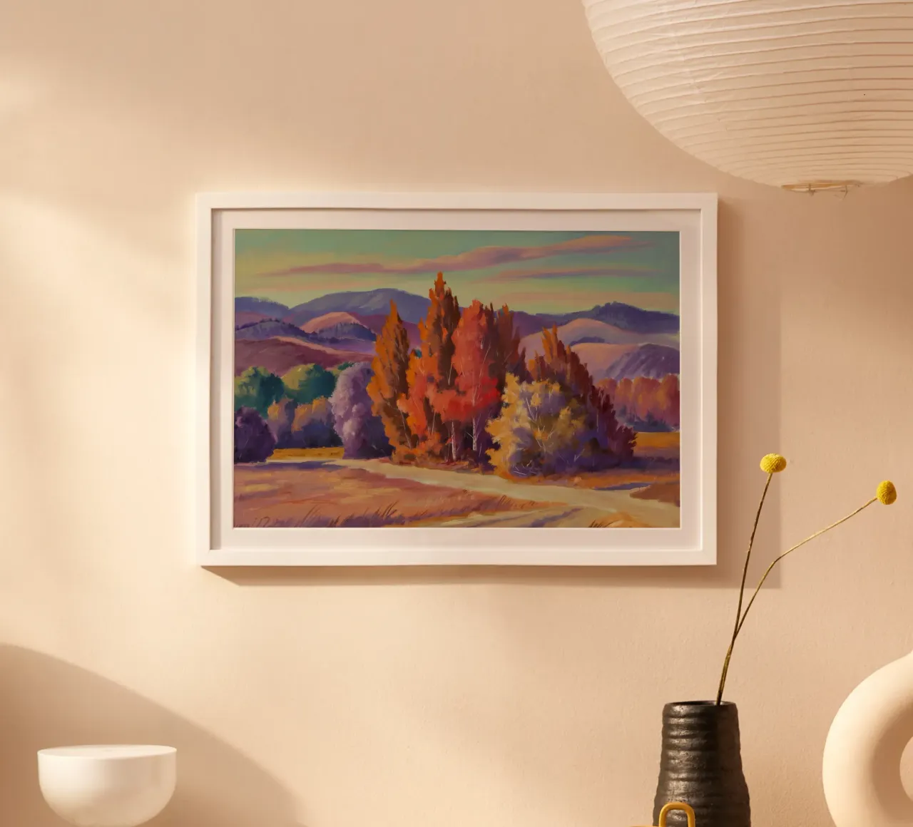 Colline dal fogliame infuocato poster con telaio in legno da Celestial Harmony