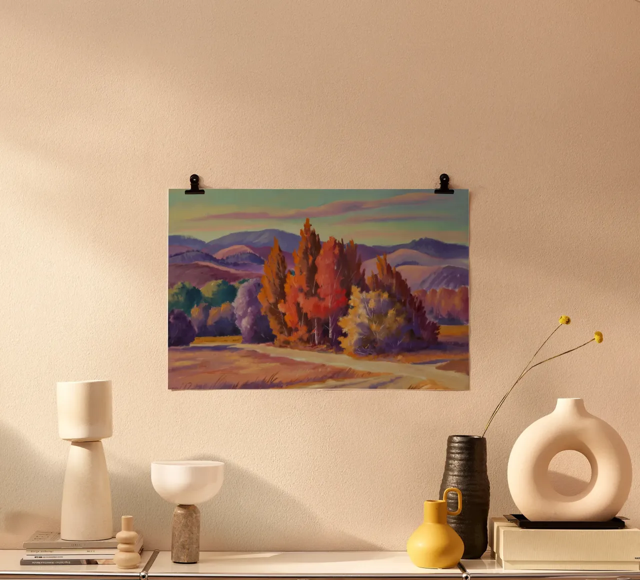 Colline dal fogliame infuocato poster con telaio in legno da Celestial Harmony