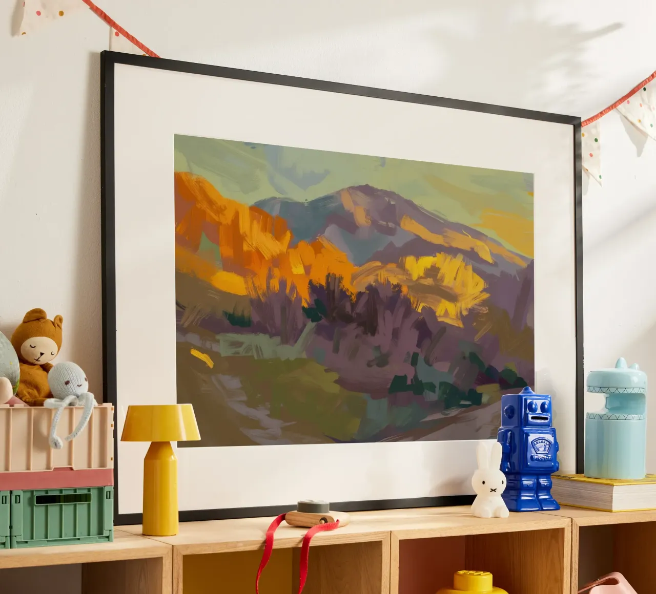 Haze della collina d'oro poster con telaio in legno da Celestial Harmony