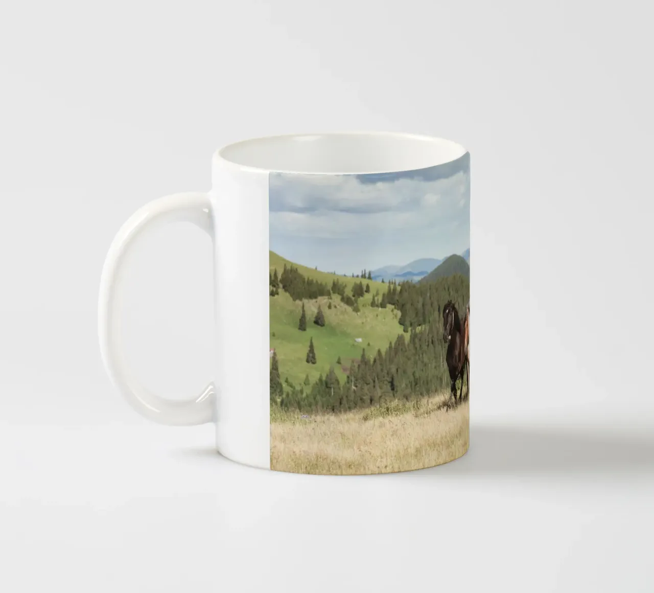 cavalli in libertà tazza in ceramica da Horsire